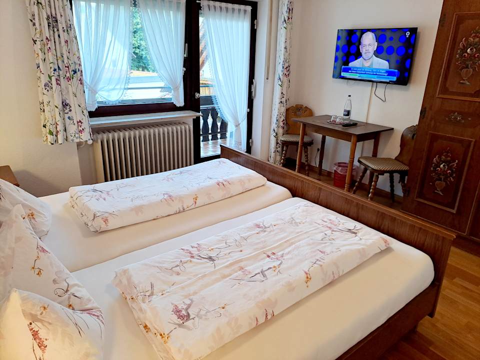 Zimmer Pension Schlossbergblick