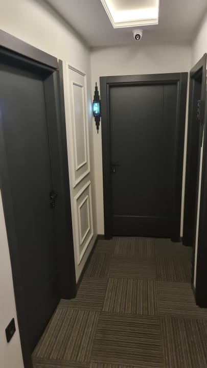 Sonstiges The Queen Airport Hotel