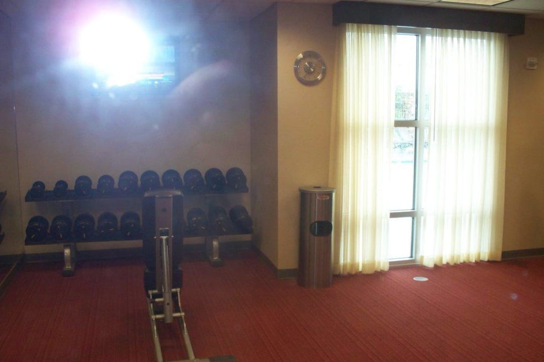 Der kleine Fitnessraum Hotel Hyatt Place Fort Myers / at The Forum