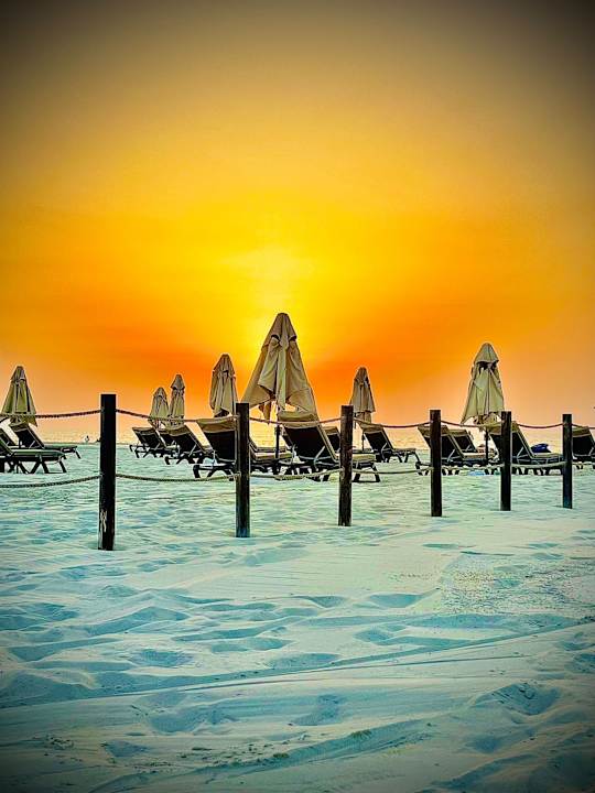 Strand Rixos Premium Saadiyat Island