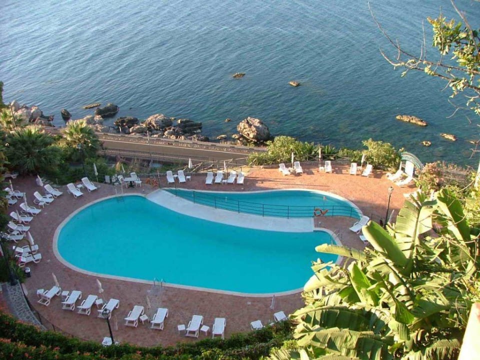 Pool Baia Taormina - CDSHotels