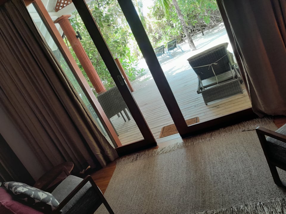 Zimmer Kudafushi Resort & Spa