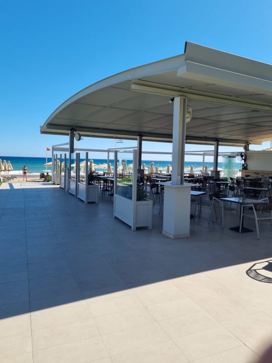 Strand Vantaris Luxury Beach Resort