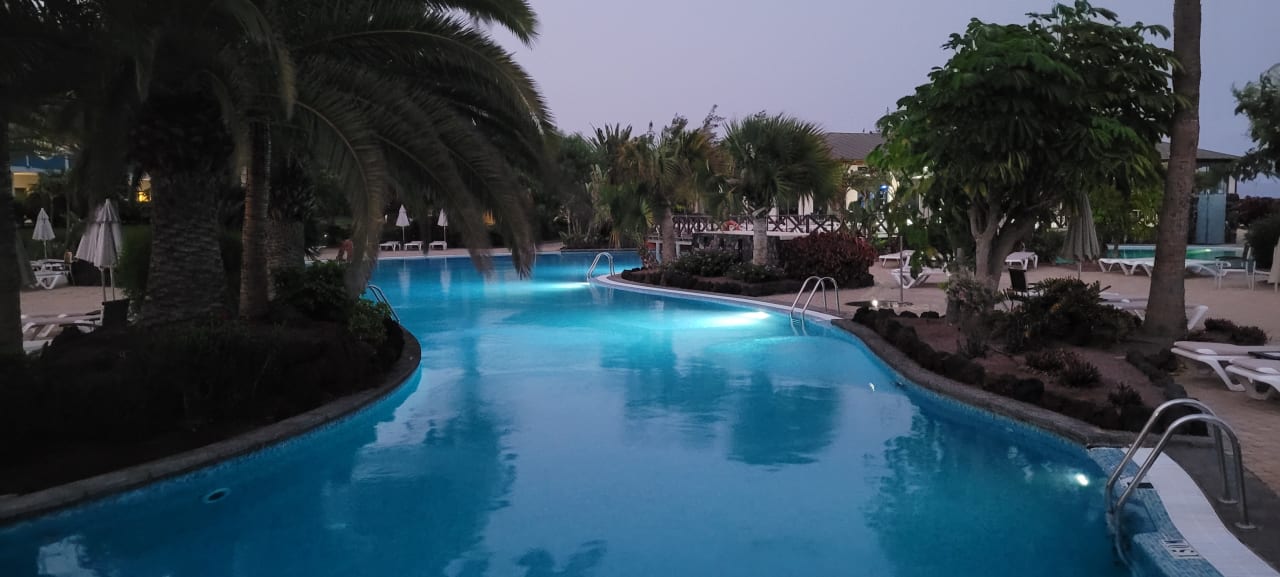 Pool R2 Pajara Beach