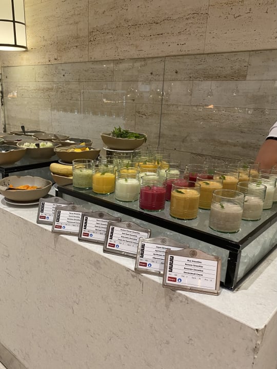 Gastro Acanthus Cennet Barut Collection