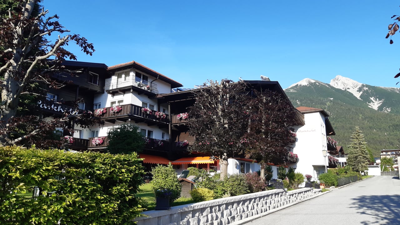 Außenansicht Parkhotel Seefeld