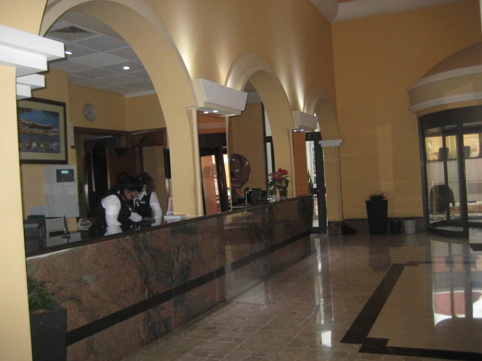 Rezeption Paradise Bay Resort Hotel