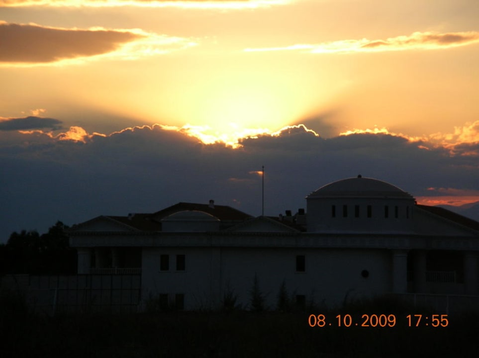 Sonnenuntergang Roma Beach Resort & Spa 16+ Adult Only