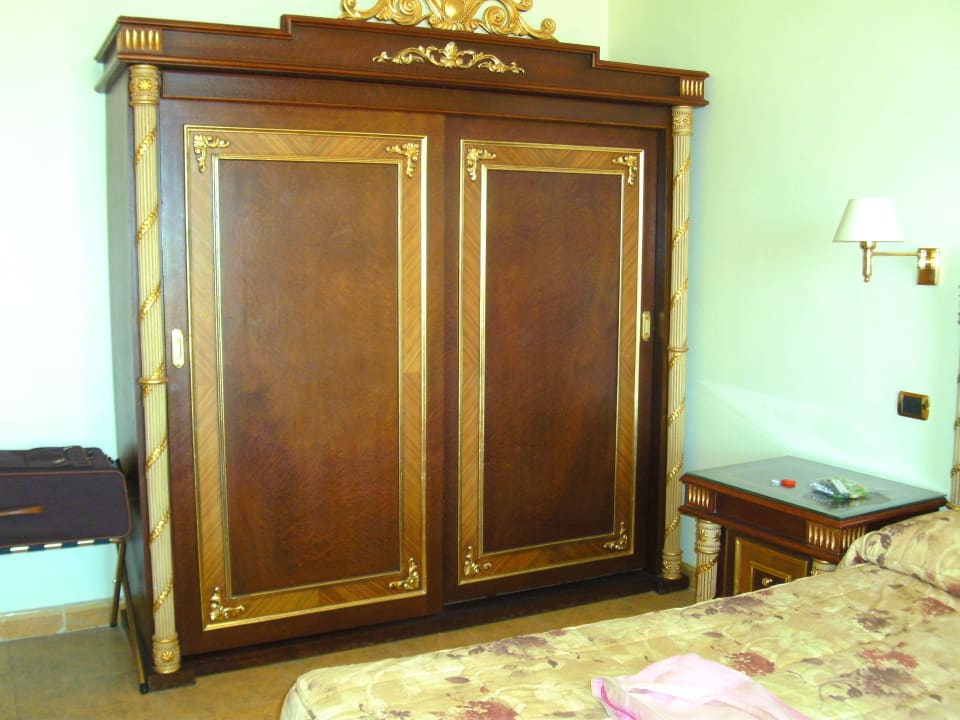 Schlafzimmerschrank Palm Royale Resort - Soma Bay