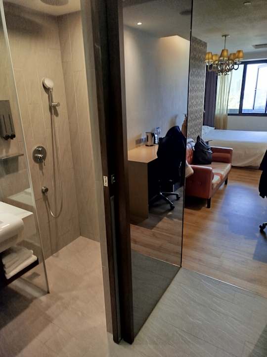 Zimmer FX Hotel Tainan