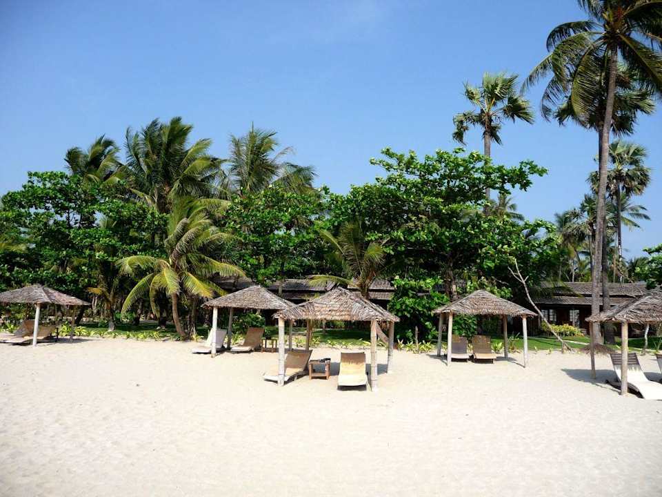 Strand Hotel Palm Beach Resort