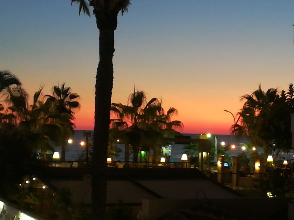 Gartenanlage Kaila Beach Hotel