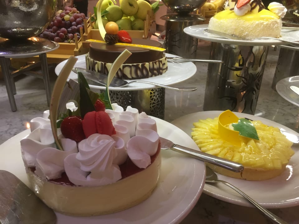 Gastro Acanthus Cennet Barut Collection