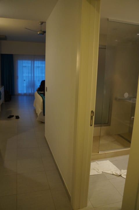 Eingangsbereich, rechts gehts ins Bad Hotel Riu Dunamar