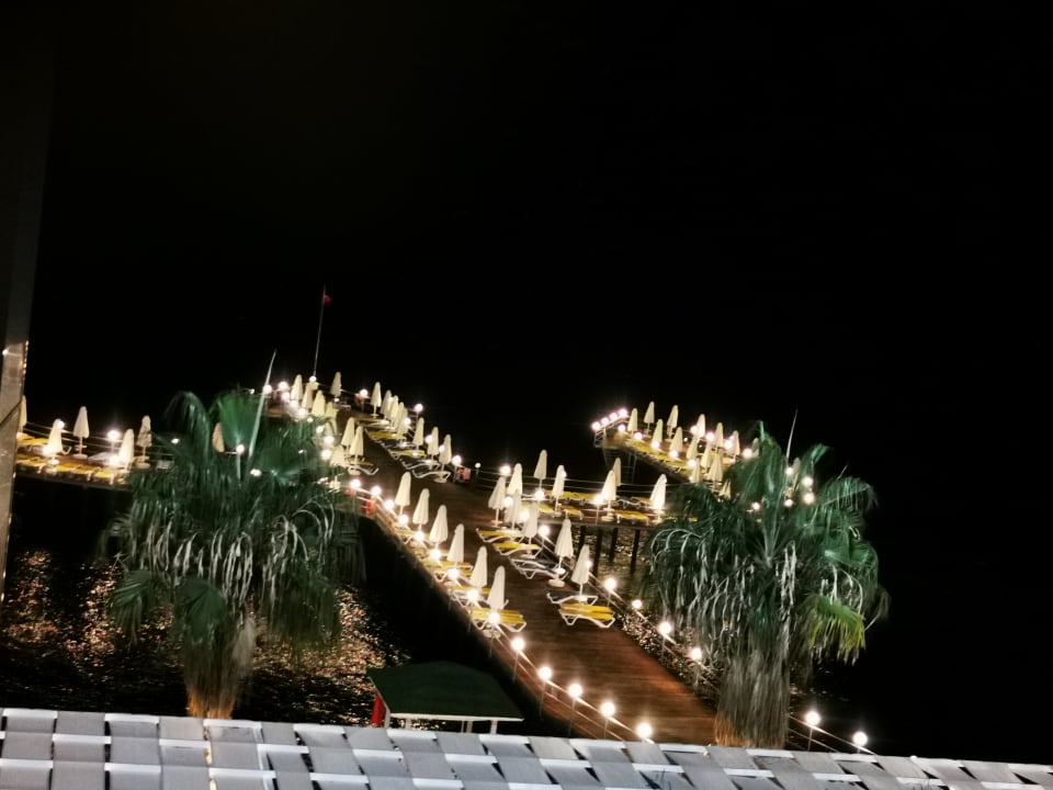 Ausblick Vikingen Infinity Resort & Spa