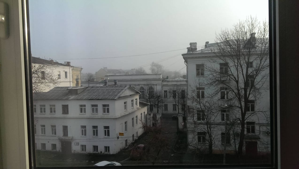 Вид из номера на город ibis Hotel Yaroslavl Center