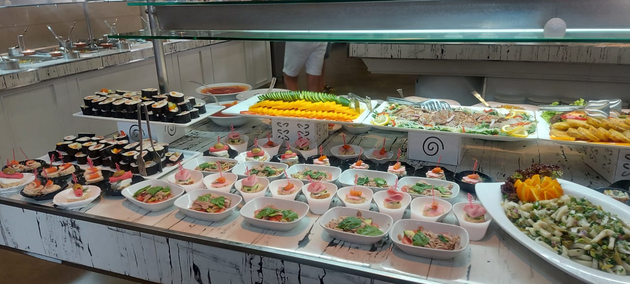 Gastro Can Garden Beach