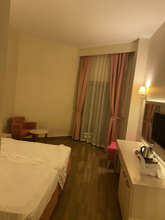 Zimmer Can Garden Resort