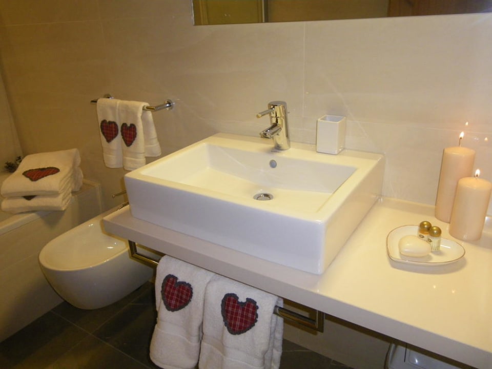 Nives Badezimmer Mountain Chalet Pra Ronch