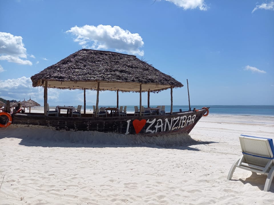 Strand Hotel Kiwengwa Beach Resort