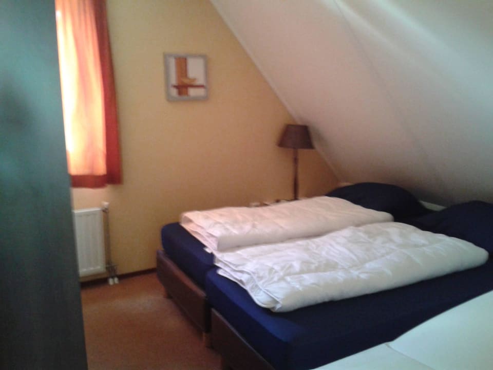 3. Schlafzimmer oben mit Sonnenbank Ferienpark Landal Kasteeldomein De Cauberg