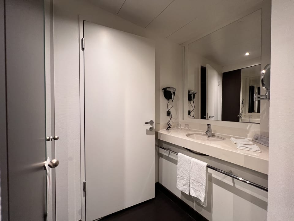 Zimmer Hotel Airport Basel