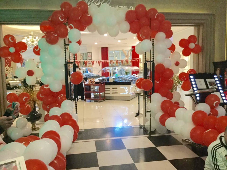 Eingang Speisesaal am türk.Abend Hotel Delphin Imperial