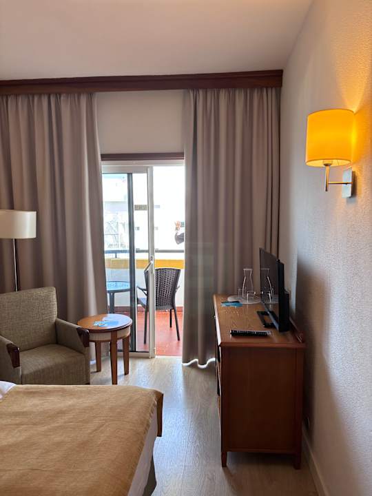 Zimmer allsun Hotel Lucana