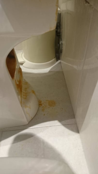 Hinter dem WC Club Can Bossa