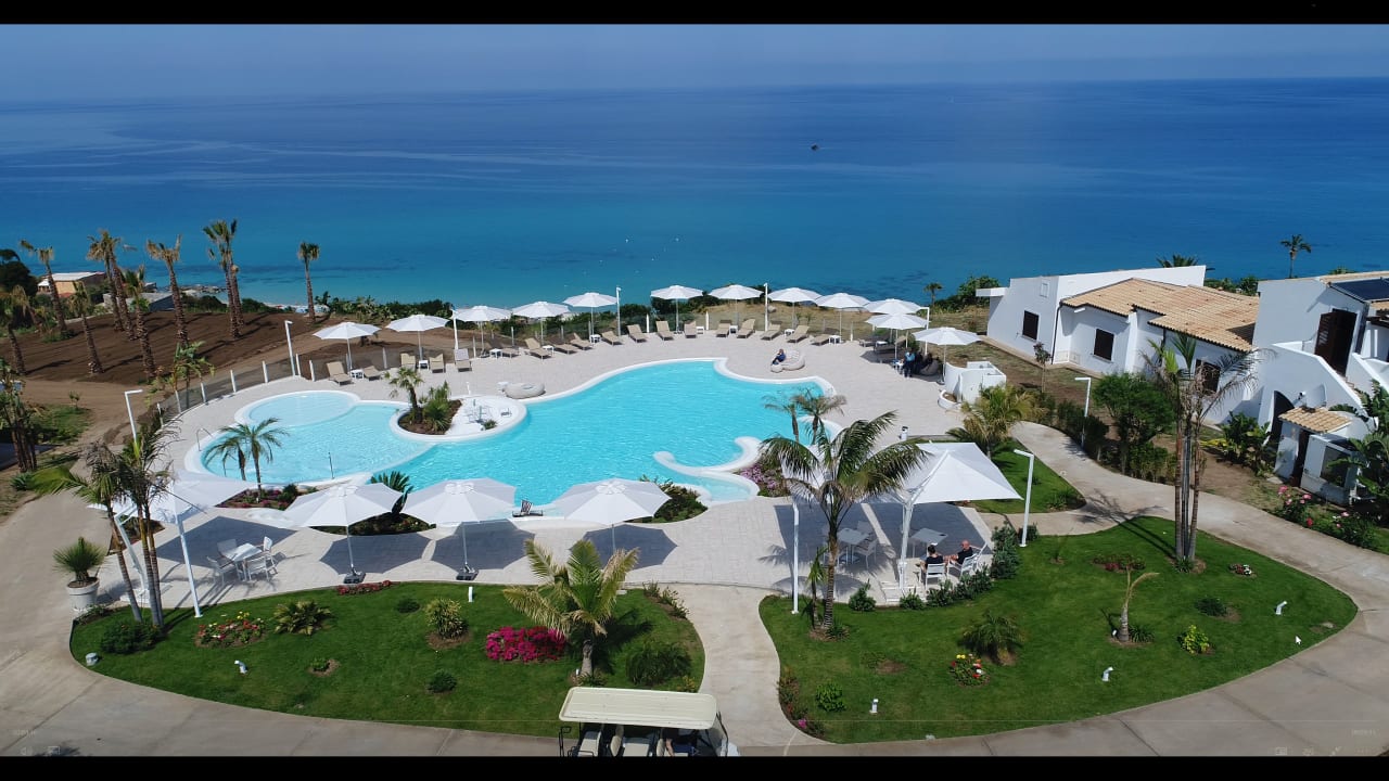 Pool Borgo Donna Canfora