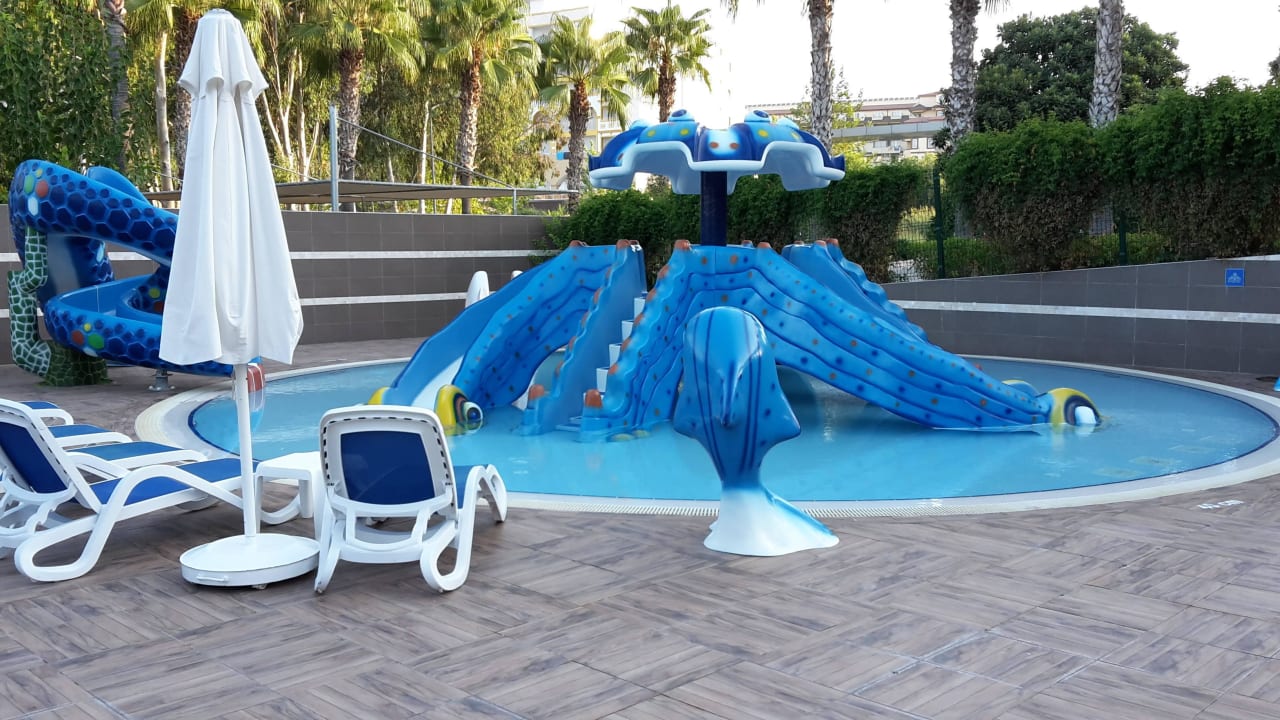 Kinderpoolrutschen Hotel Grand Side