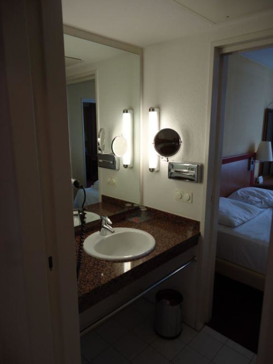 Badezimmer NH Collection Hamburg City