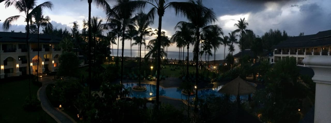 Ausblick aus unserem Zimmer vom Balkon Khaolak Orchid Beach Resort