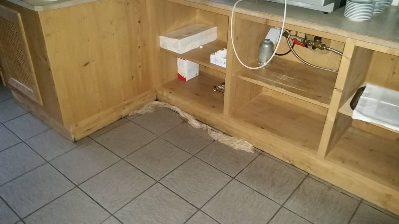 Unappetitlich POST Family Resort