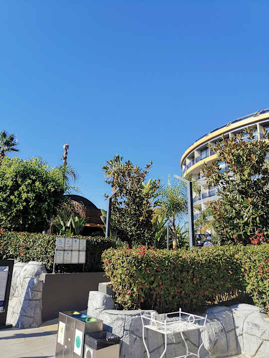 Gartenanlage Arnor de Luxe Hotel & Spa
