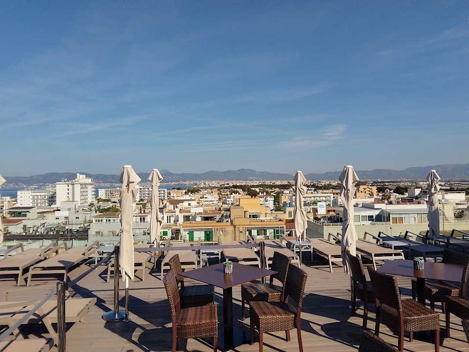 Außenansicht Hotel Las Arenas