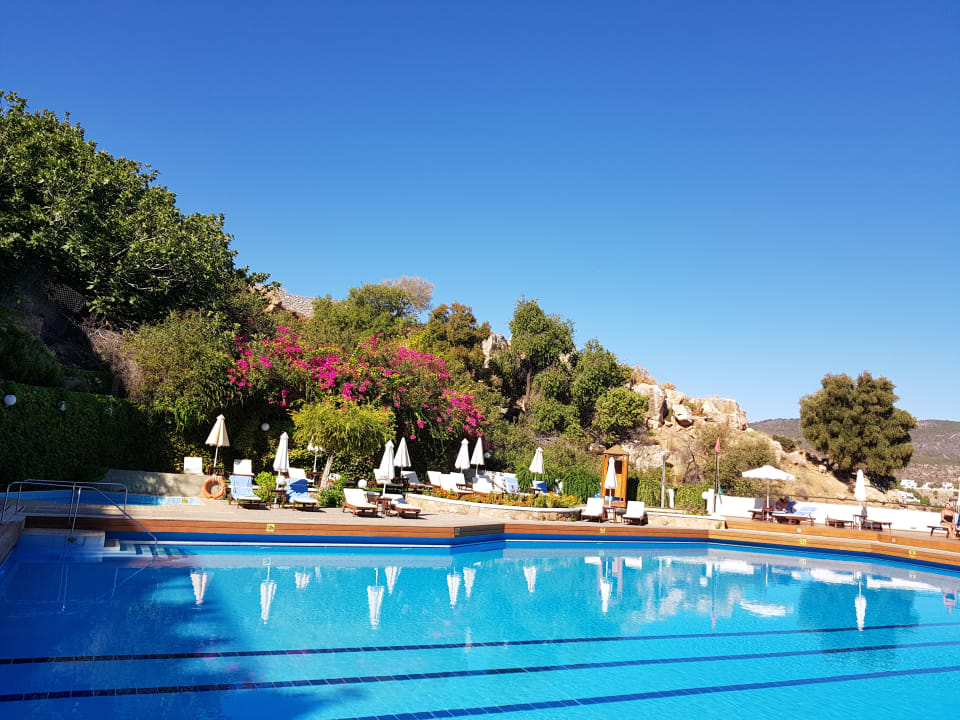 Pool Lindos Mare, Seaside Hotel
