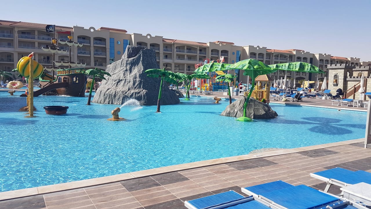 Kinderspiele Paradies im Pool Pickalbatros White Beach Resort - Hurghada