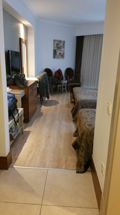 Zimmer Well Palace Side