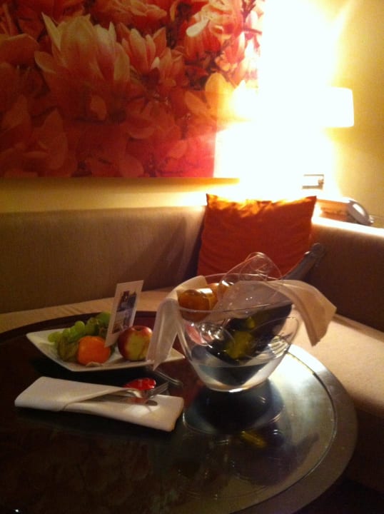 Sitzecke im Zimmer  Austria Trend Hotel Savoyen Vienna