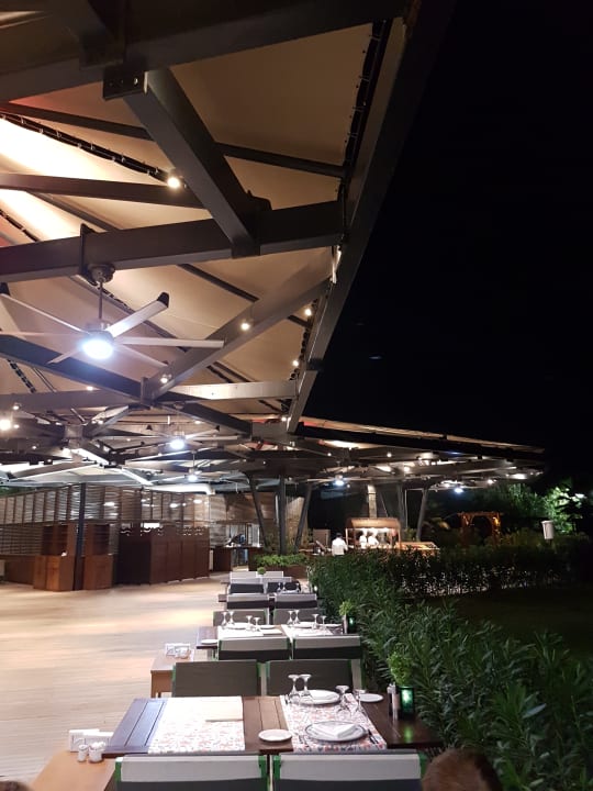 Gastro Xanadu Resort Hotel