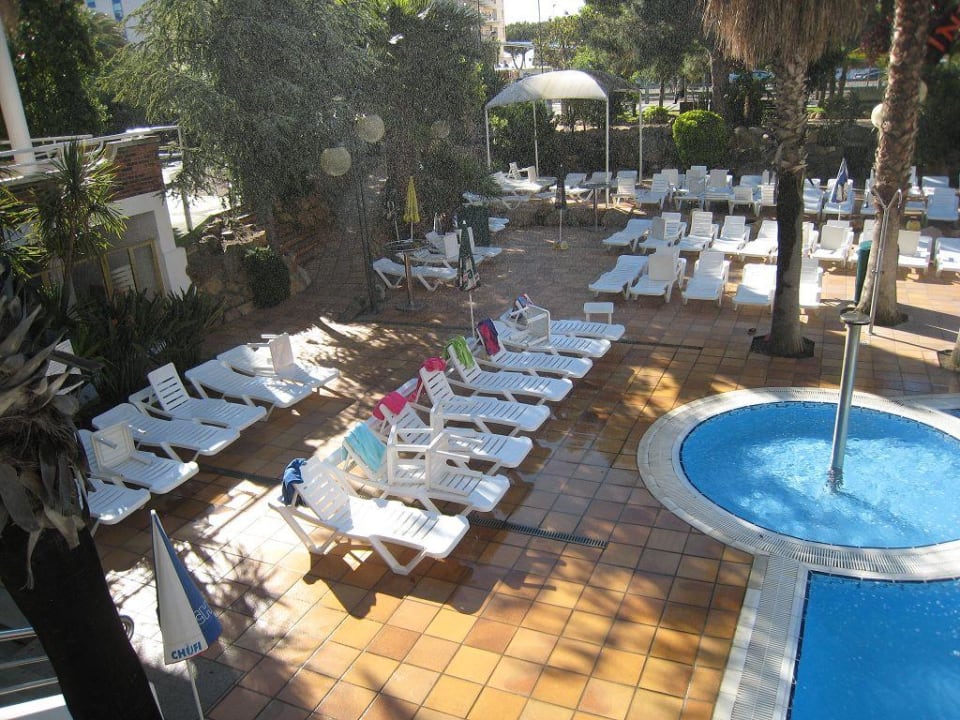 Recht schöne Poolanlage Hotel Indalo Park