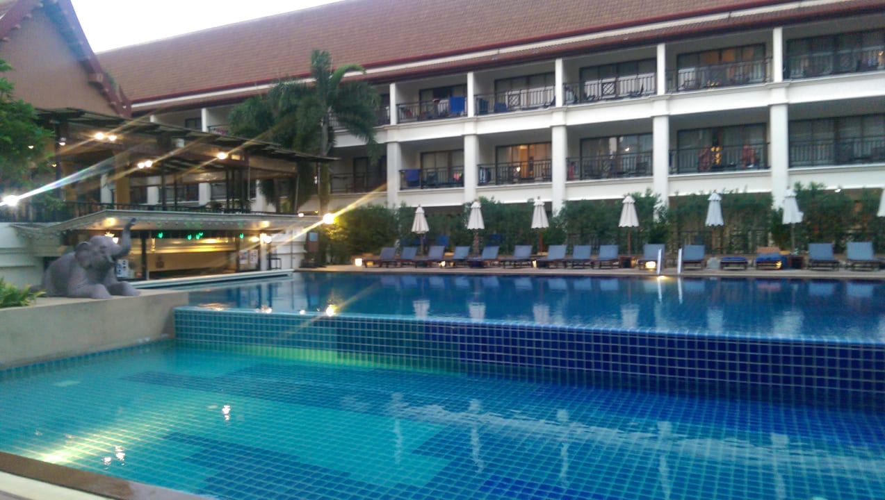Pool Deevana Patong Resort & Spa