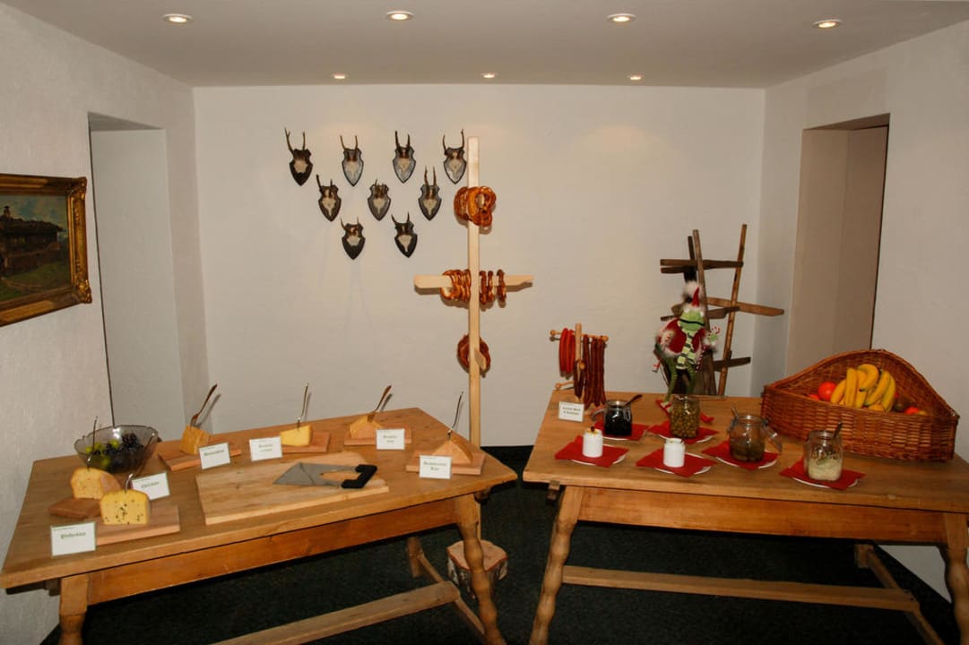 Deftiger Nachstisch beim Abendbuffet Familotel Allgäuer Berghof
