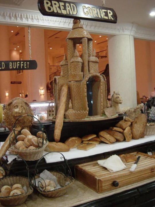 Buffet Charmillion Club Resort