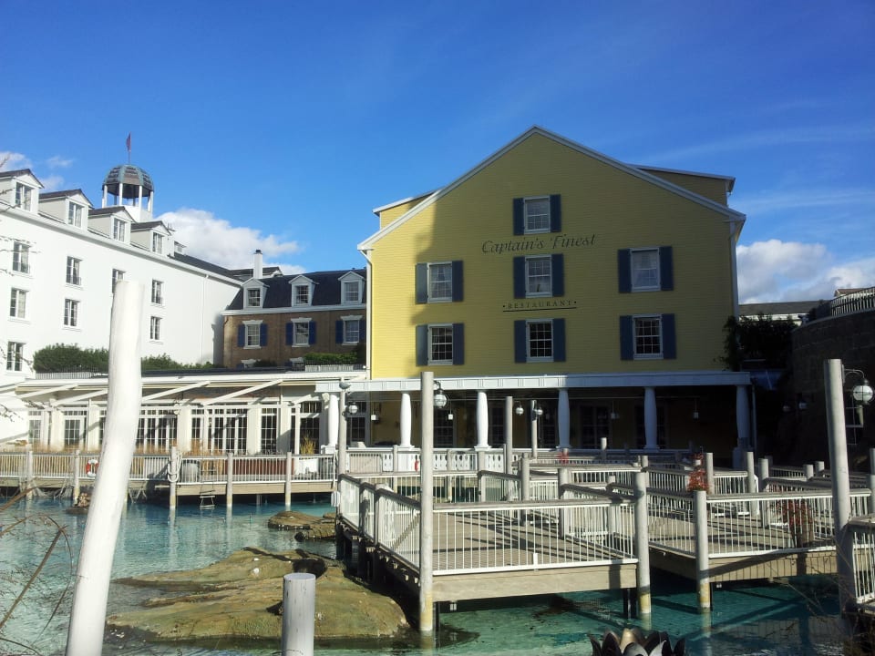 Außen voin hinten Hotel Bell Rock Europa-Park