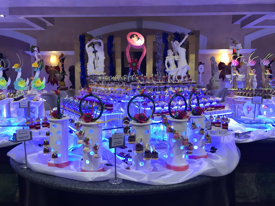 Silvesterbüffet Premier Le Reve Hotel & Spa