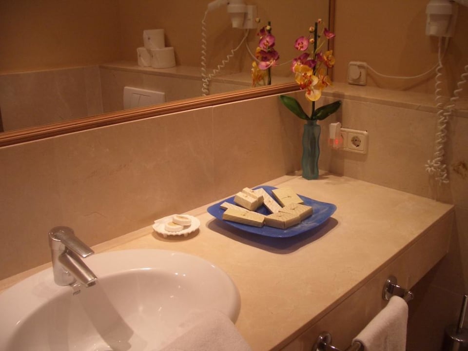 Badezimmer Grupotel Playa de Palma Suites & Spa