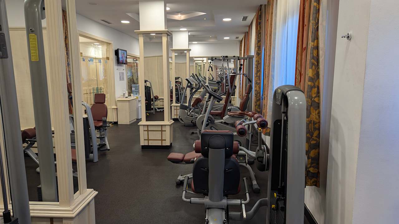 Sport & Freizeit Helena Sands