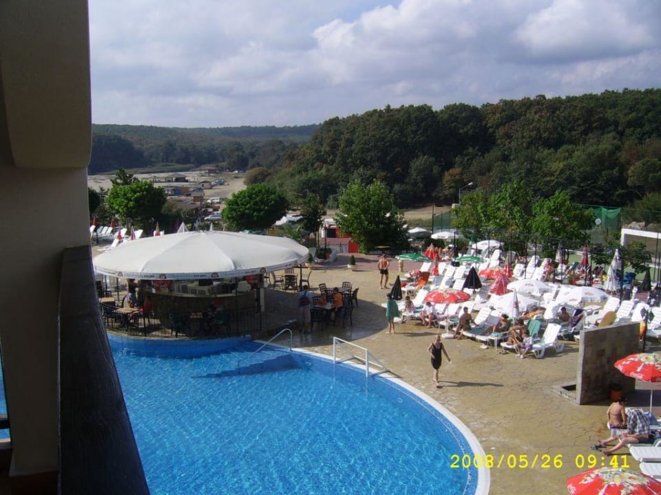 ein Teil der Außenanlage Bella Vista Beach Club